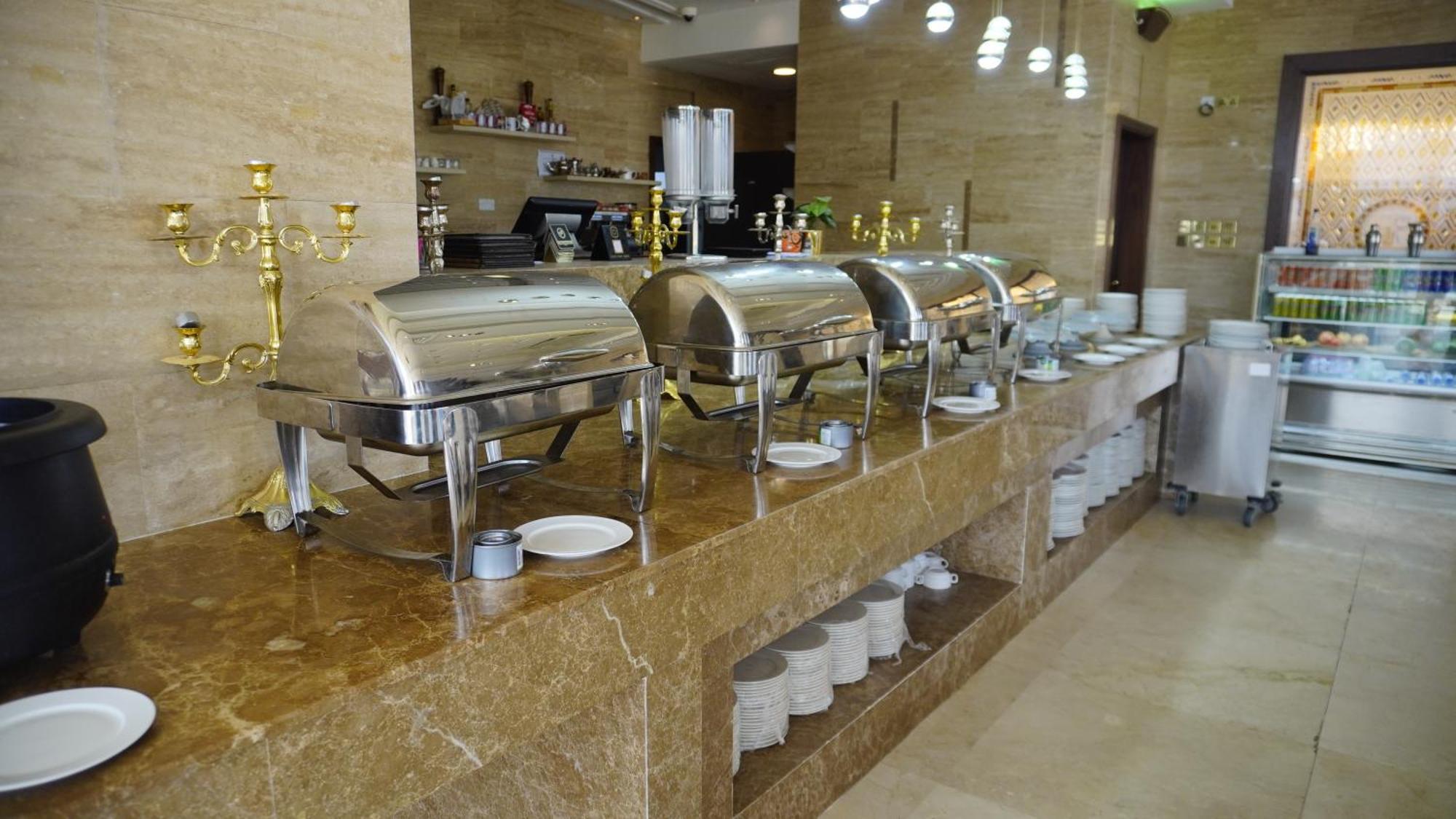 Bristol Hotel Salalah Exterior photo