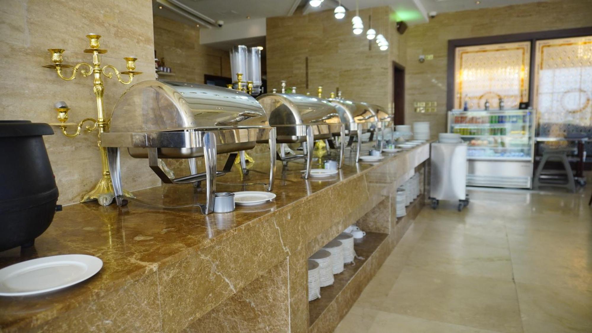 Bristol Hotel Salalah Exterior photo